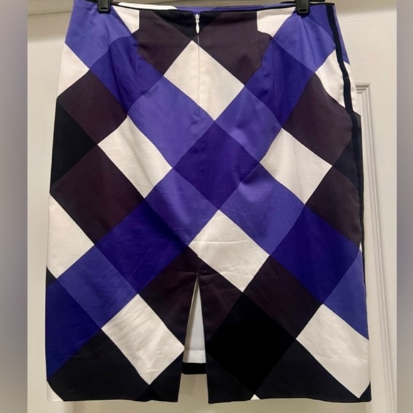 WHBM Skirt color block White House black Market - Picture 2 of 3